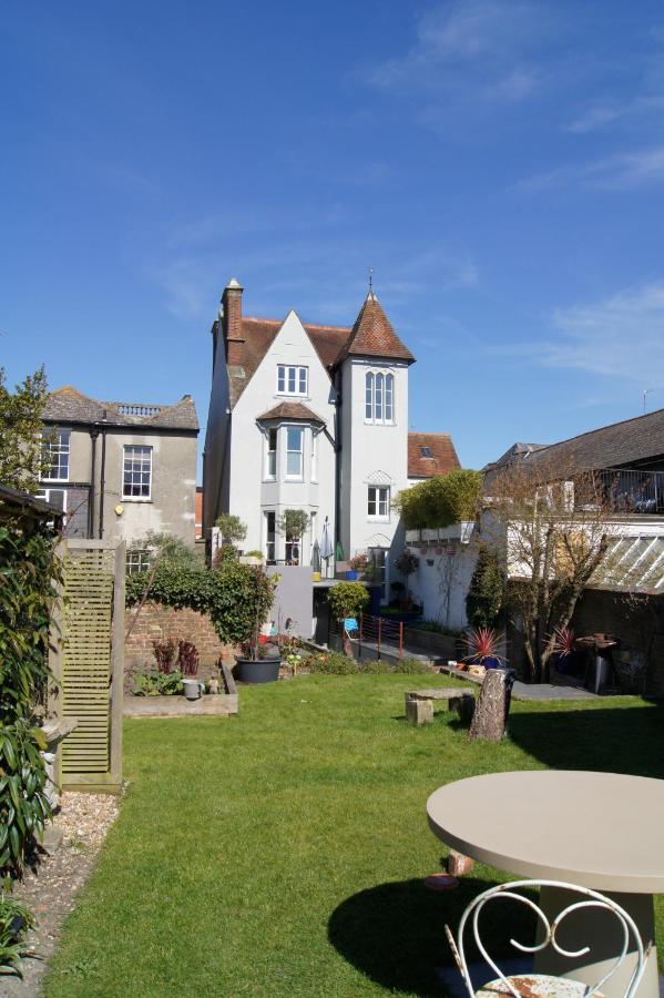 Montys Accommodation Lewes Exterior foto